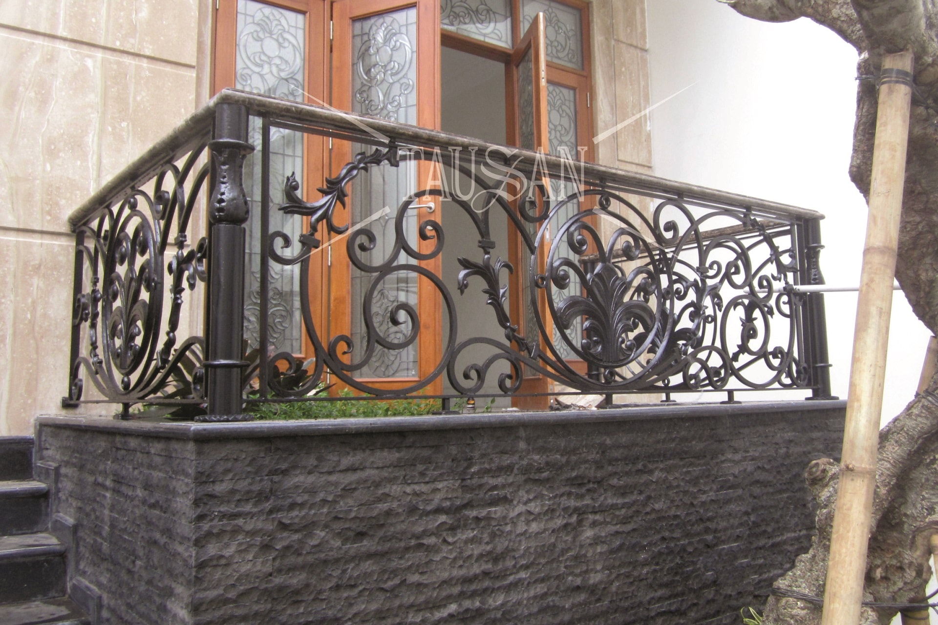 Balkon Elegan 2 - BE02 - balkon-besi-solo