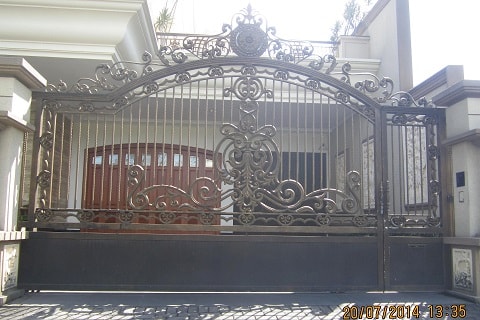 gerbang-elegan-surakarta