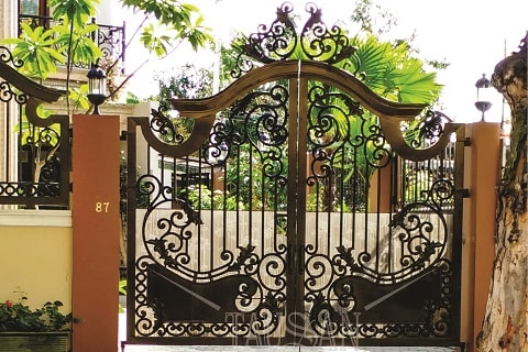 pintu-besi-mewah