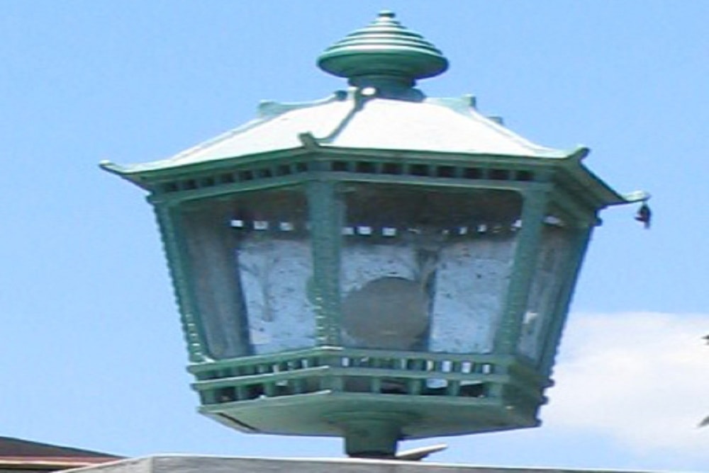 Brojowedono 2 - lampu-taman-aluminium